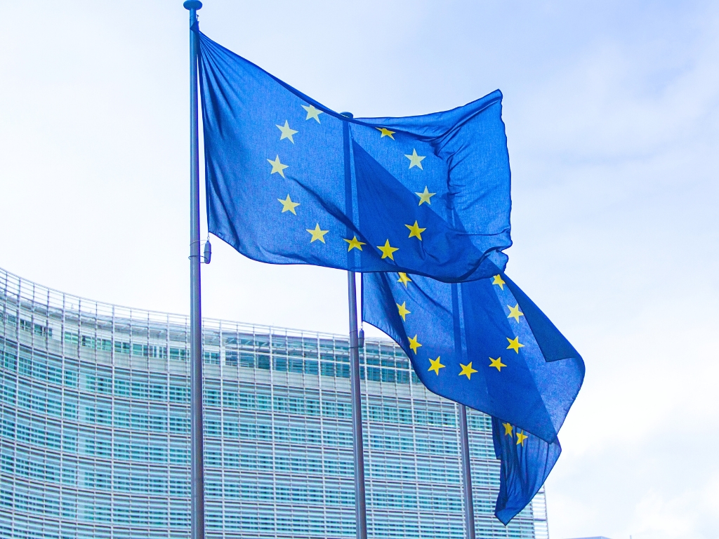 UE