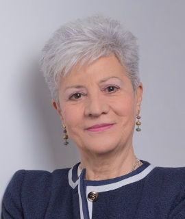 Carmen Esteban, (Directora en Congreso de Cosméticaforum)